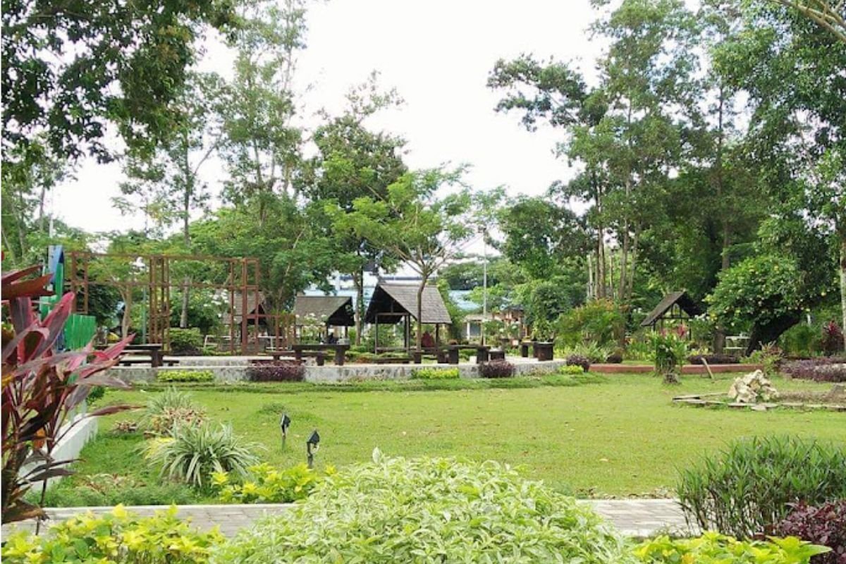 Taman Tiga Generasi